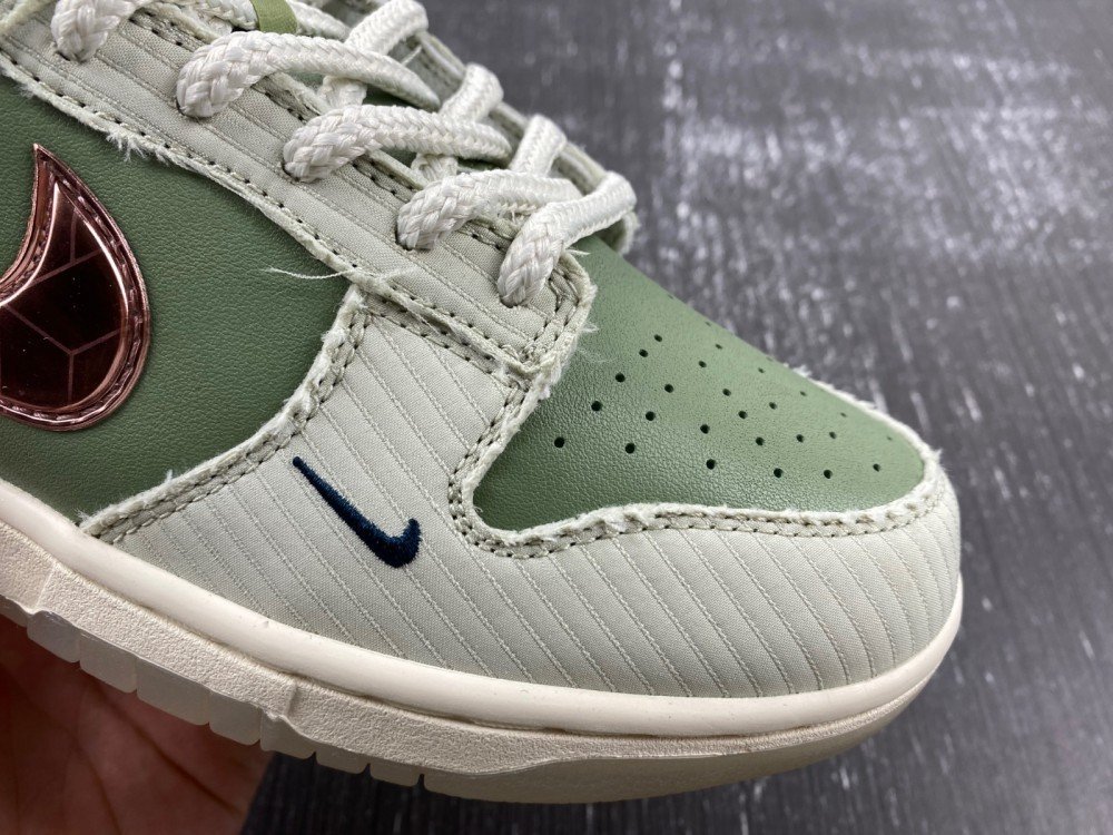 J version Nike Dunk Low Be 1 of One olive green electroplated swoosh item number FQ0269-001 original version J 24 number 36-475 shipped 27