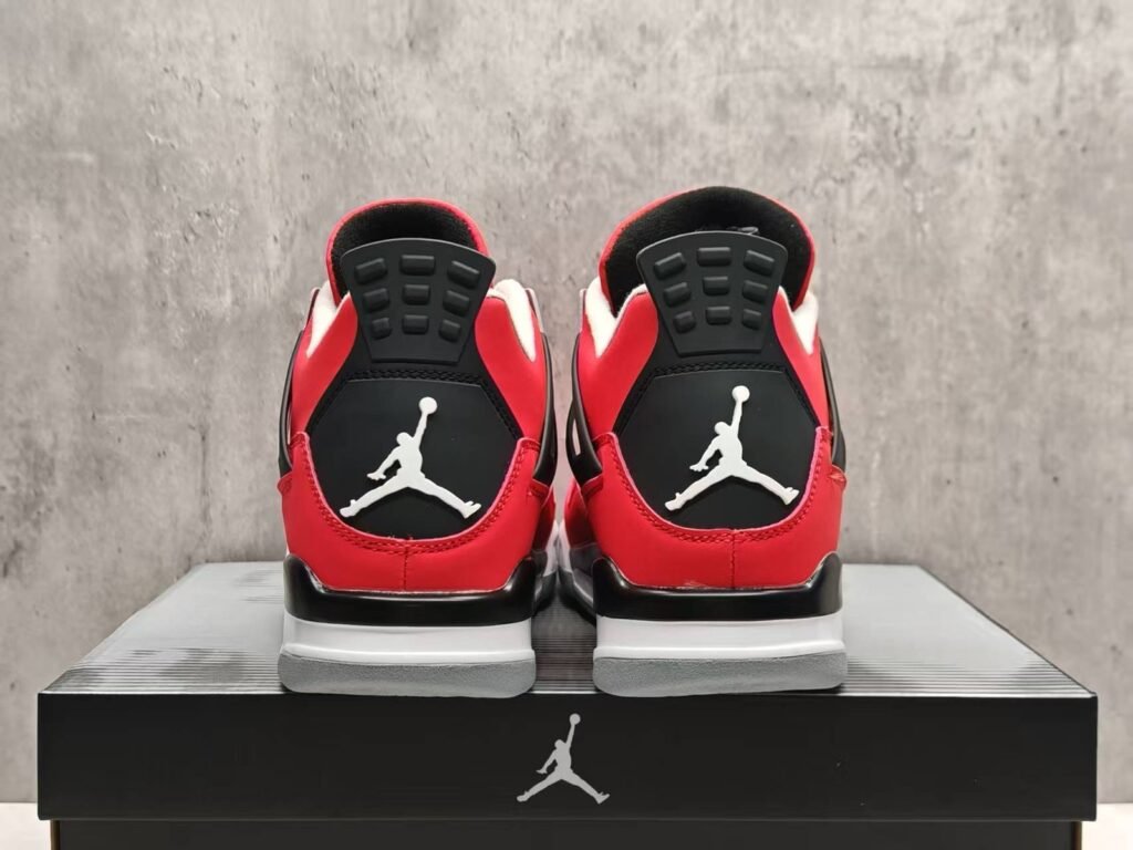 AJ4 replica bull 36475 with half size