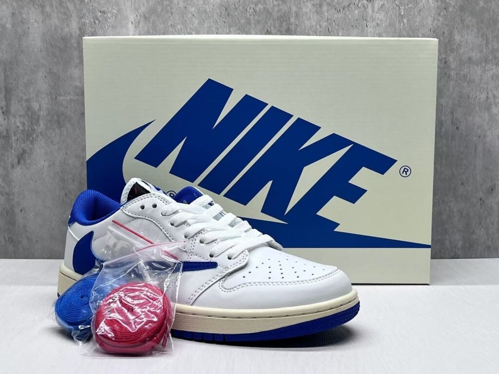 Currency Joe One AJ1 Lightning Barb 203647 loan with half size