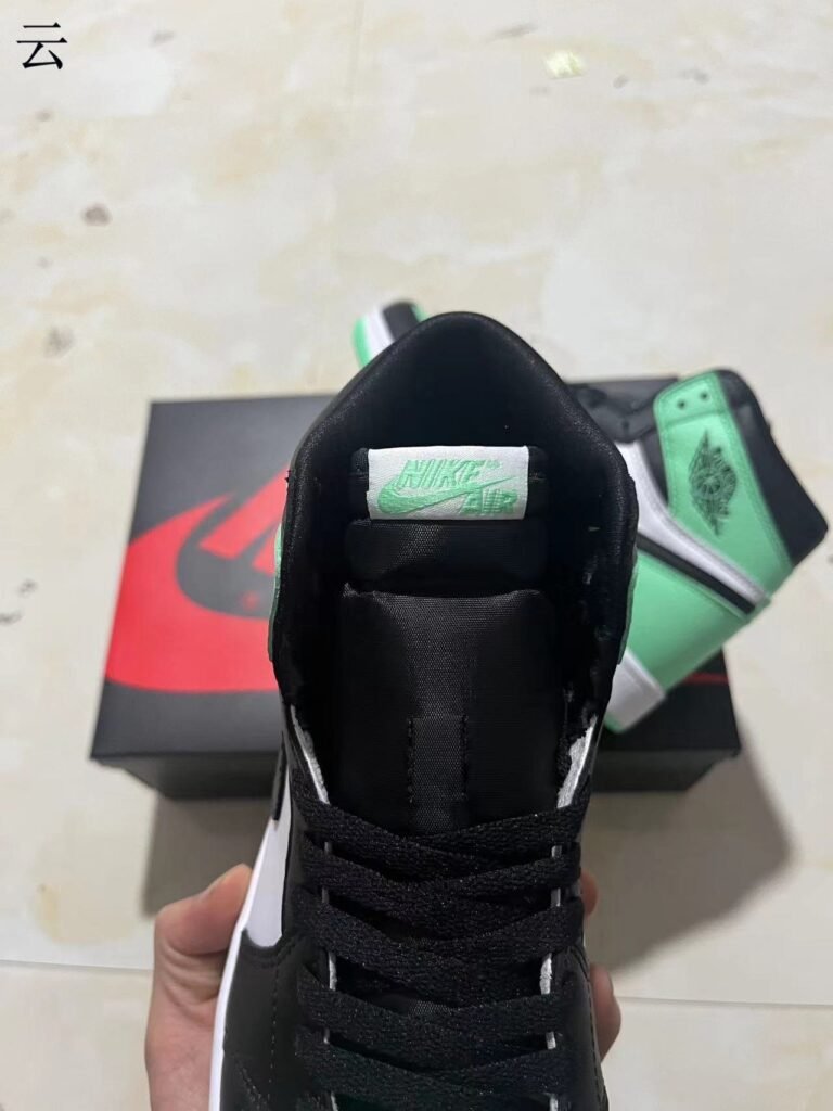 F1-a Air Jordan 1 High OG Green Glow DZ5485-130 36-46 8