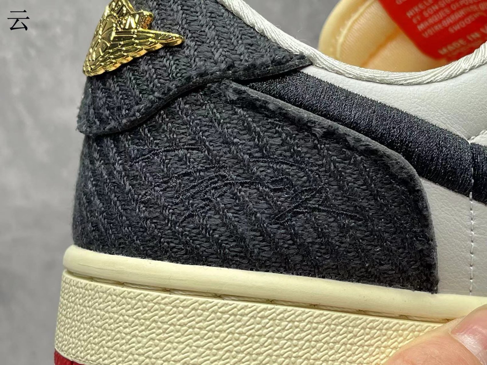 AJ1 second layer Jordan Son 36475 with half size - Image 1