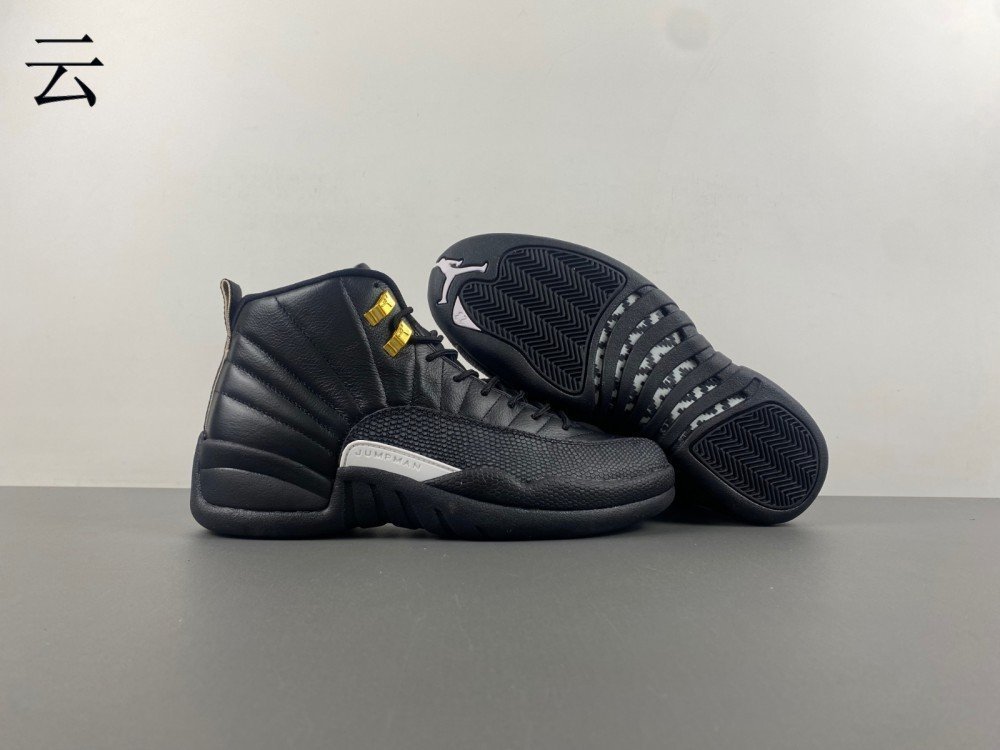 Y version of Jordan 12 Air Jordan 12 The Master black gold item number 130690-013 The original version Y will make up 42 numbers on May 15, 24, 7-13 for shipment 44