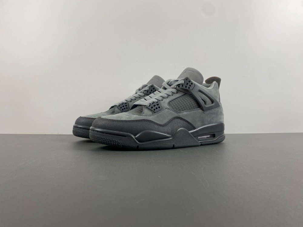 D version of Jordan 4 Air Jordan 4 SE Paris Olympics2024 Paris Olympics Item No. FQ7928-001 Release date July 27 Looks like KAWS joint original version D40