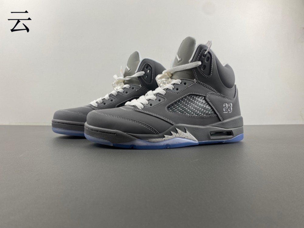 50 version of Jordan 5 Jordan 5 Retro x27Wolf Greyx27 gray item number 136027-005 genuine standard 5035 number 7-13 shipped 37