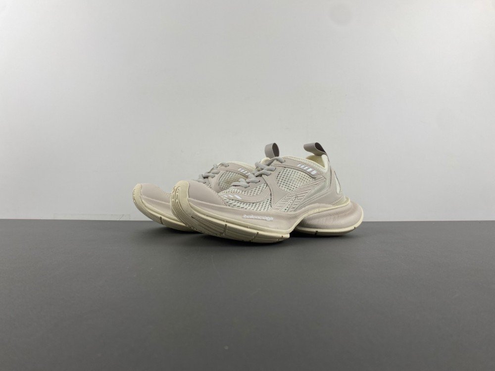 I8 version Balenciaga 125th generation 2024 version BALENCIAGA beige item number 793944 WFLGY 2000I8 original version Z 29 number 35-46 shipped 33
