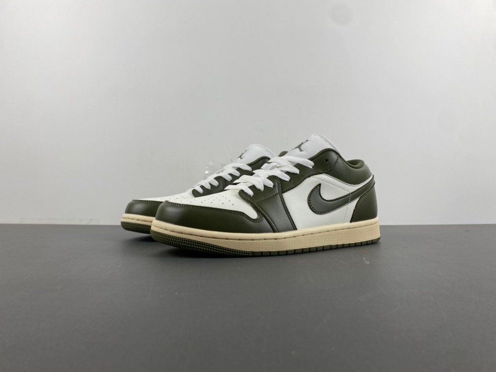 Authentic R Jordan 1 generation Air Jordan 1 Low white army green low top item number DC0774-122 authentic R18 number 36-46 shipped 19