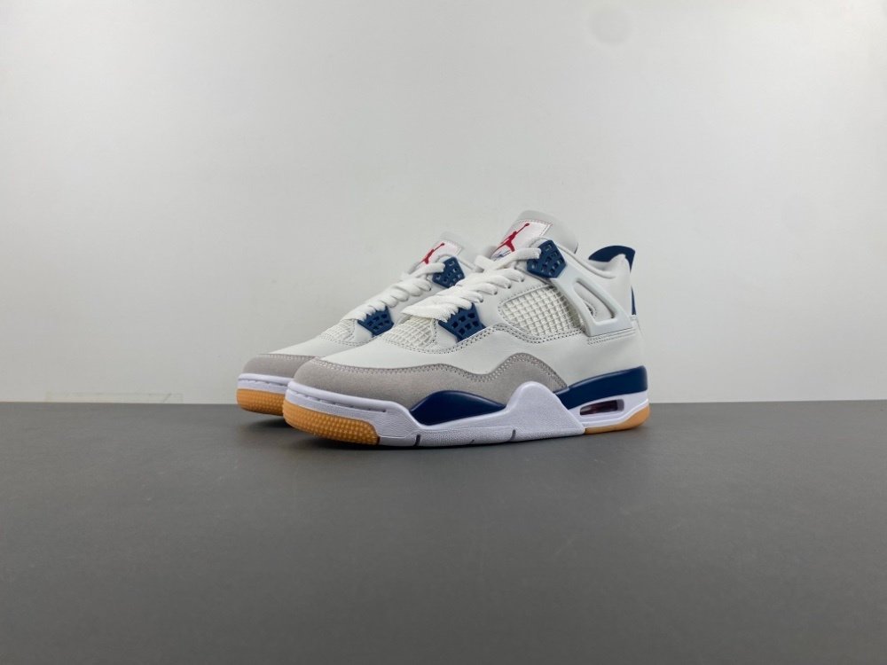 X4 version updated version Nike SB x Air Jordan 4 Navy 2025 new white blue gray SB color item number DR5415-100 updated version original version X4 40 number 36-485 shipped 42