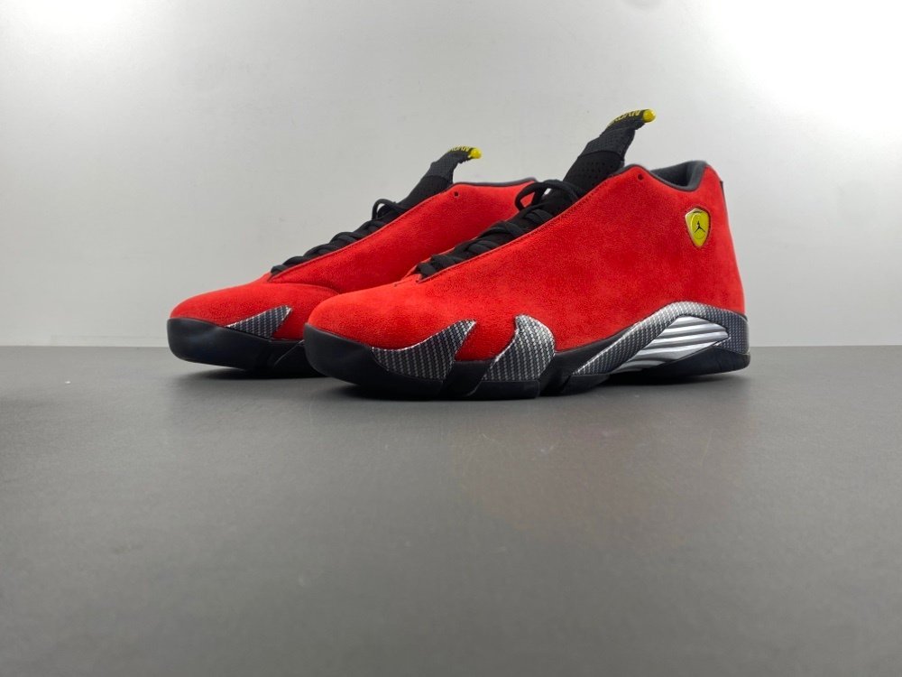 G version of Jordan 14th generation new Air Jordan 14 Ferrari Retro versions 20252025 replica all red and black Ferrari deerskin red item number IF5015-600 size 7-13 shipped 45