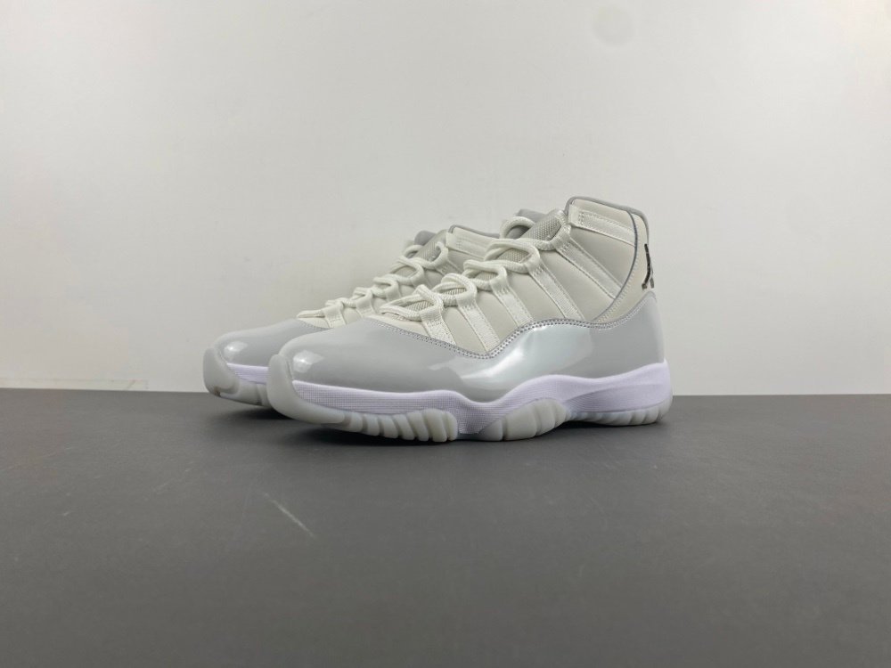 50 genuine Jordan 11 generation Air Jordan 11 gray silver genuine 50 item number AR0715-11035 number 7-14 shipped 36