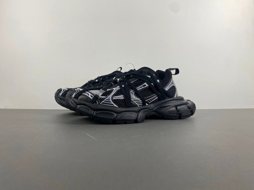 H version Balenciaga brand new ten IAGA -PHANTOM SNEAKER old all black and white straps 228G item number 825601 W3XCH 1011 original version H42 number 35-46 shipped 46