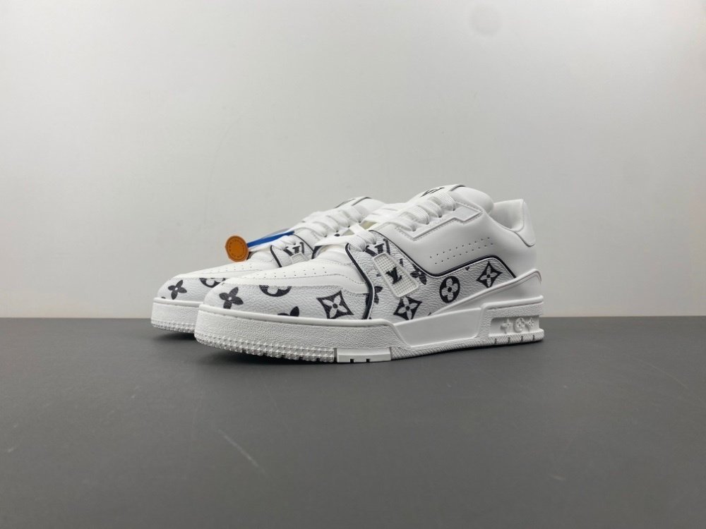 X2Louis Vuitton LV trainer LV X24638-4647