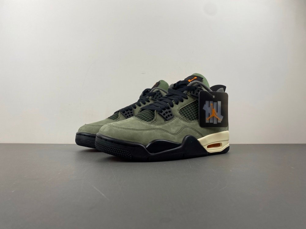 12th edition of Jordan 4 UNDEFEATED x Air Jordan 4 OG phenomenon-level collaboration military green orange black item number IB1519-200 original version 1245 number 7-14 shipped 50