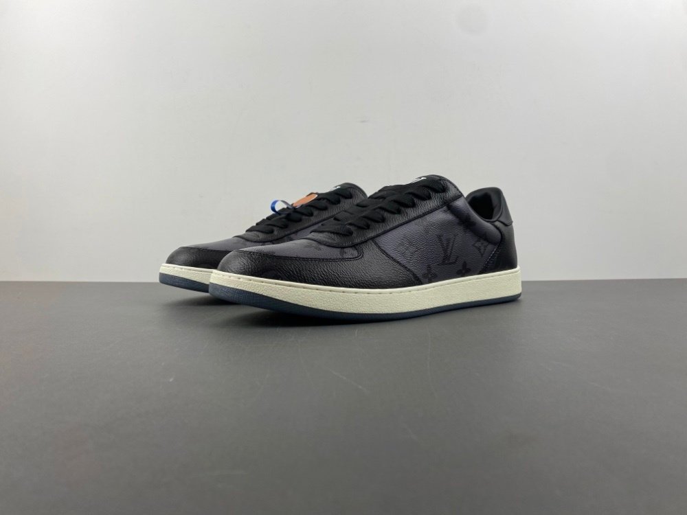 X2 version LV ARCHLIGHT SNEAKER black gray low top original version X241 number 38-46 shipped 42