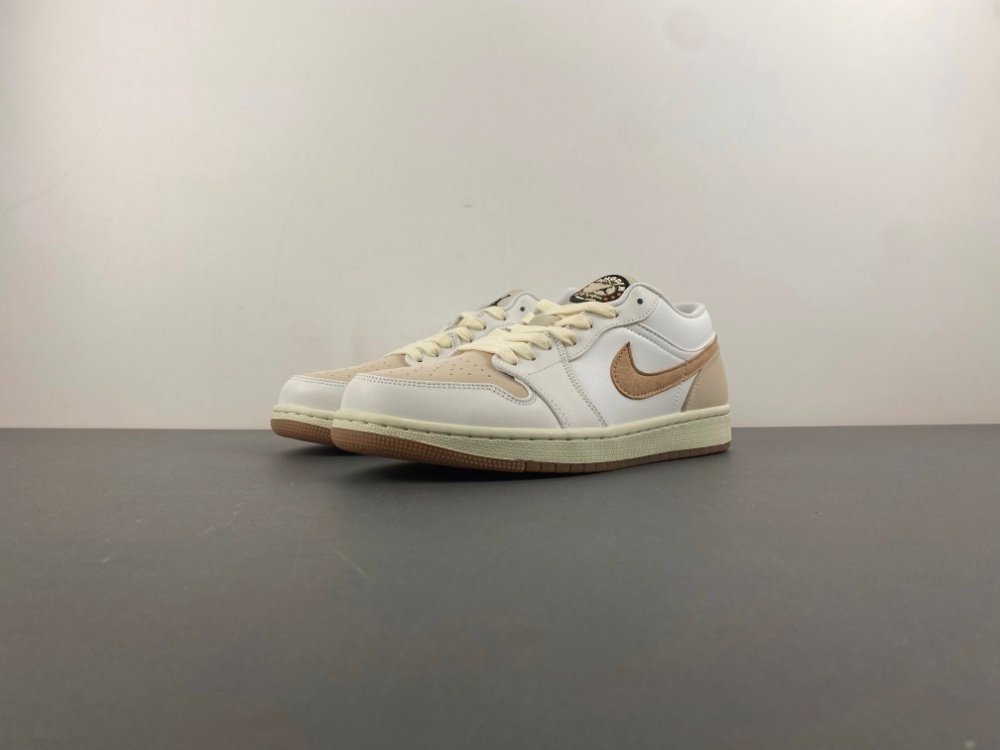 Authentic R Jordan 1 generation Air Jordan 1 Low white milk brown low top item number ib8855-121 authentic R17 number 36-46 shipped 19