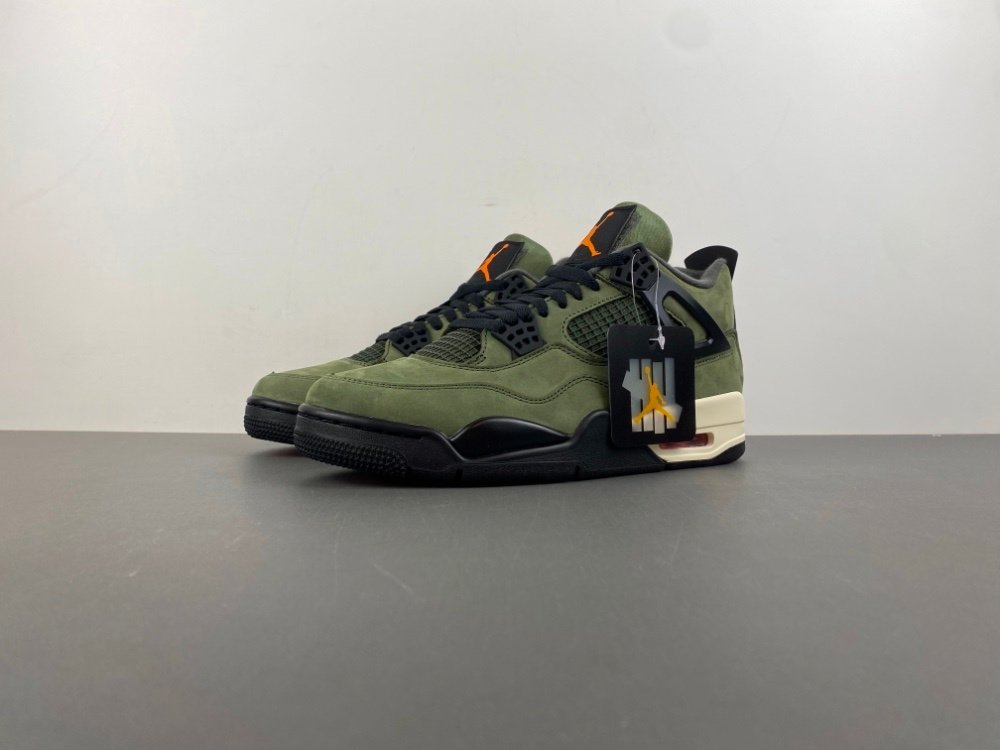 A1 version of Jordan 4 UNDEFEATED x Air Jordan 4 OG phenomenon-level collaboration military green orange black item number IB1519-200Nike Air heel original version A142 number 75-14 shipped 46