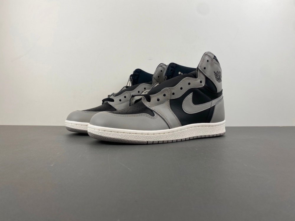 S version Air Jordan 1 Hi