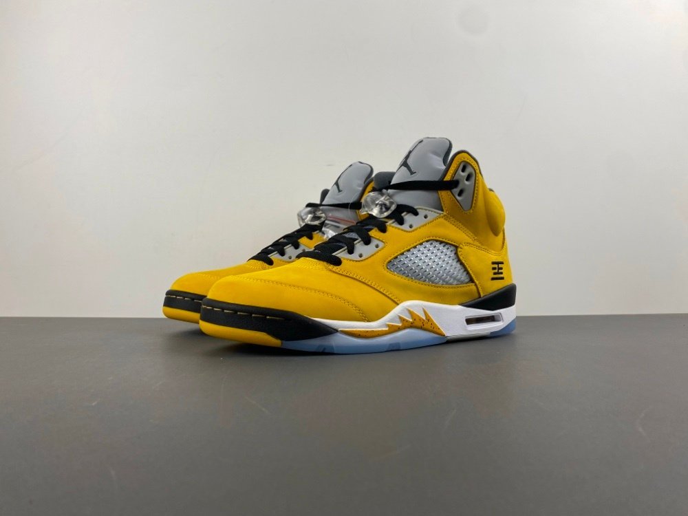 A1 version 1Air Jordan 5 Tokyo Tokyo Yellow Item No. IO3372-700 Release date September 27 Original version A142 number 405-485 shipped 46