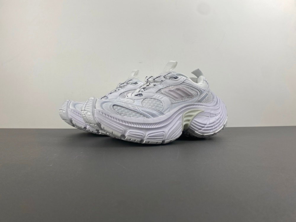 H version Balenciaga 12th generation Balenciaga 911 white item number 815859 W2MV2 9000 original version H36 number 35-46 shipped 38