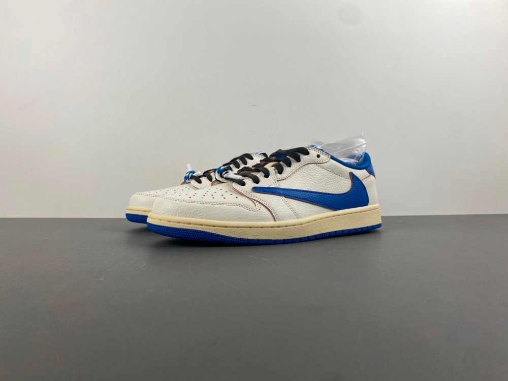 Y3Travis Scott x Fragment x Air Jordan 1 Low OG  20  DM7866-104  Y33536-485