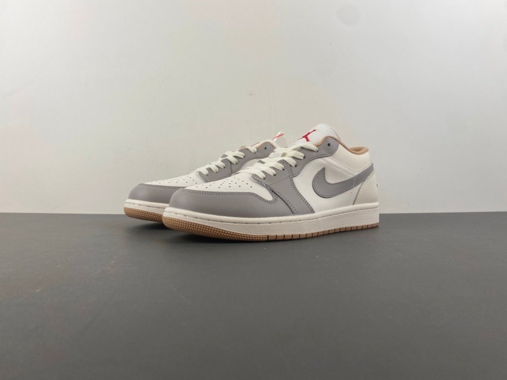 Authentic R Jordan 1 generation Air Jordan 1 Low white gray milk tea color low top item number 553558-169 authentic R17 number 36-46 shipped 19