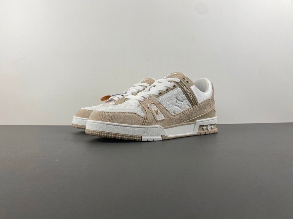 Top version X2Louis Vuitton LV trainer white milk tea color LV co-branded original version X246 number 35-46 shipped 47