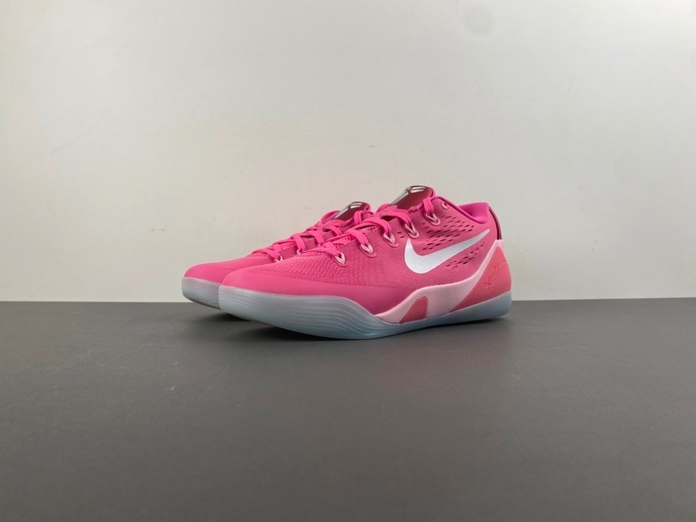 S2 version of Kobe 8th generation Nike Kobe 8 graffiti hand-painted breast cancer pink and white item number HQ4995-60038 number 40-485 shipped 40