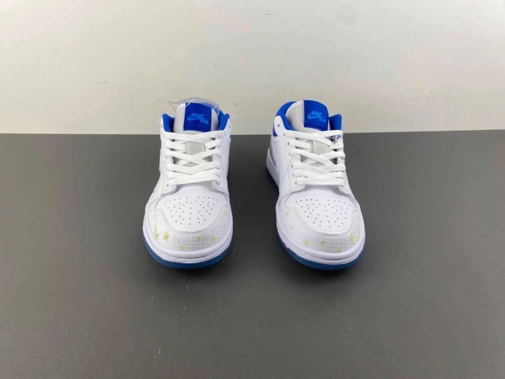 R version of Jordan 1 Air Jordan 1 low top, the sky is not the limit, silver blue transparent hook color, genuine R17 number 36-46 shipped 19