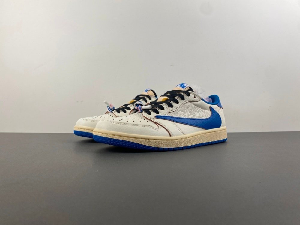 STravis Scott x Fragment x Air Jordan 1 Low OG  20  DM7866-104  S3236-485