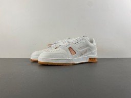 Top version X2Louis Vuitton LV trainer all white rubber color LV co-branded original version X246 number 38-46 shipped 47