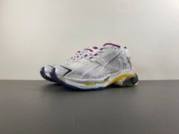 H version Balenciaga 75 Balenciaga Runner white seven color item number 772774 WRUNG 9800 original version H43 number 35-46 shipped 45
