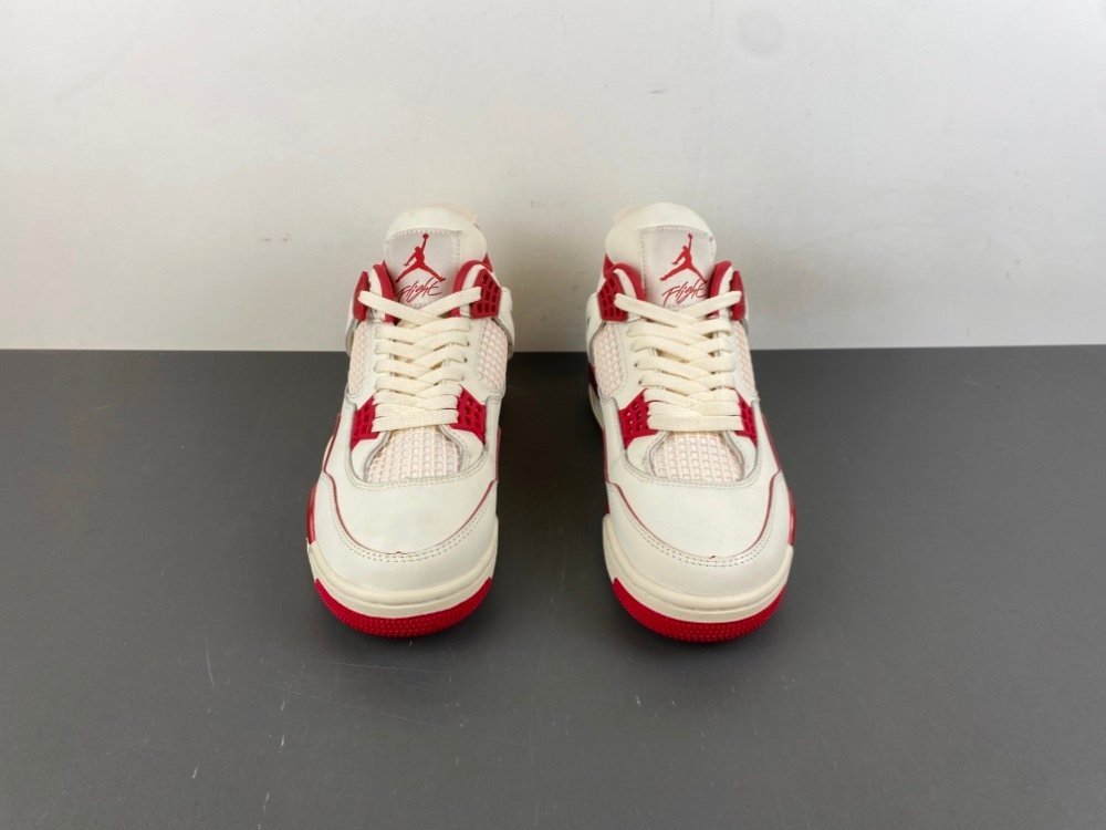 Authentic 50 Jordan 4th Generation Air Jordan 4 Beige Red Item Number Two-layer Leather Authentic 50 Numbers 7-14 Shipment