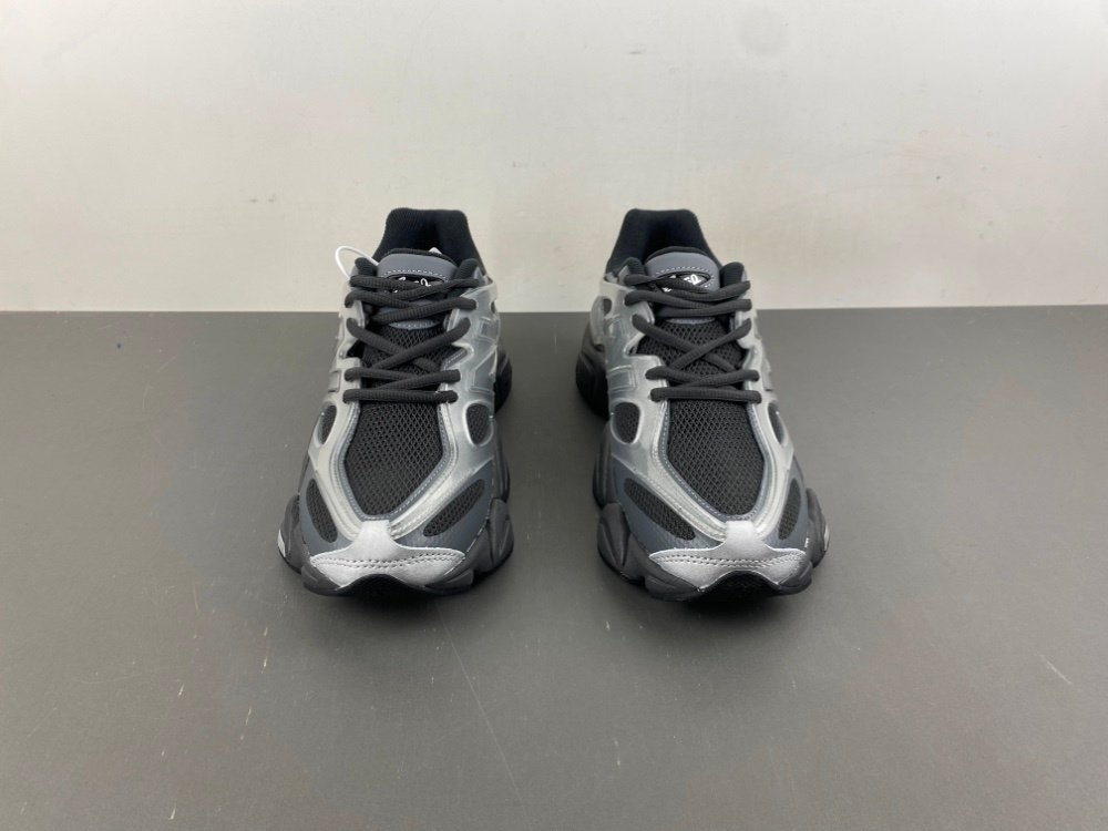 J version New Balance 9060 black silver item number U9060ISA original version J 19 number 36-465 shipped 20