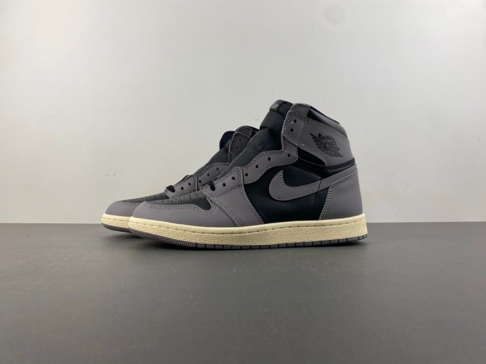 X2 version of Air Jordan 1 Hi