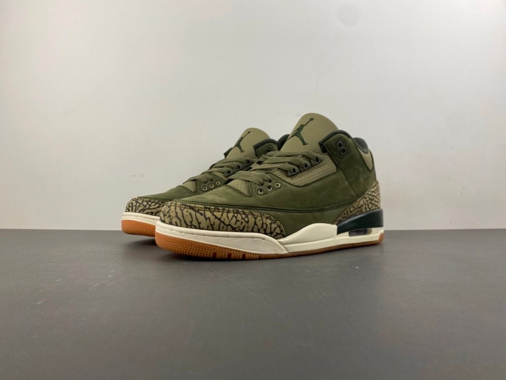 Authentic 5 Jordan 3 generation Air Jordan 3 Family Affair olive green item number DN3707-202 authentic 526 number 38-475 shipped 28