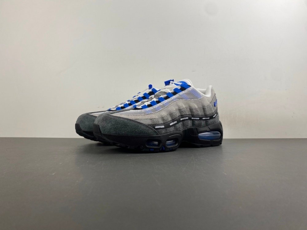 12th version of Undefeated x Nike Air Max 95 x27 gray blue English letter color x27x27 item number IB4523-001 original version 12G35 number 7-14 shipped 36