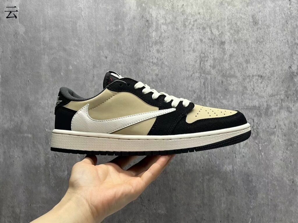 Travis Scott X Jordan 1 Low  DM7866-20136-47