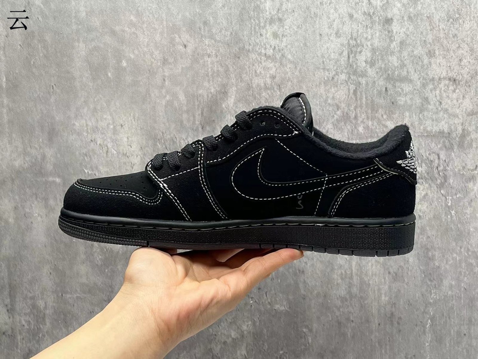 Travis Scott x Jordan 1 Low OG quotBlackPhantomquot   DM7866-00136-47 - Image 1