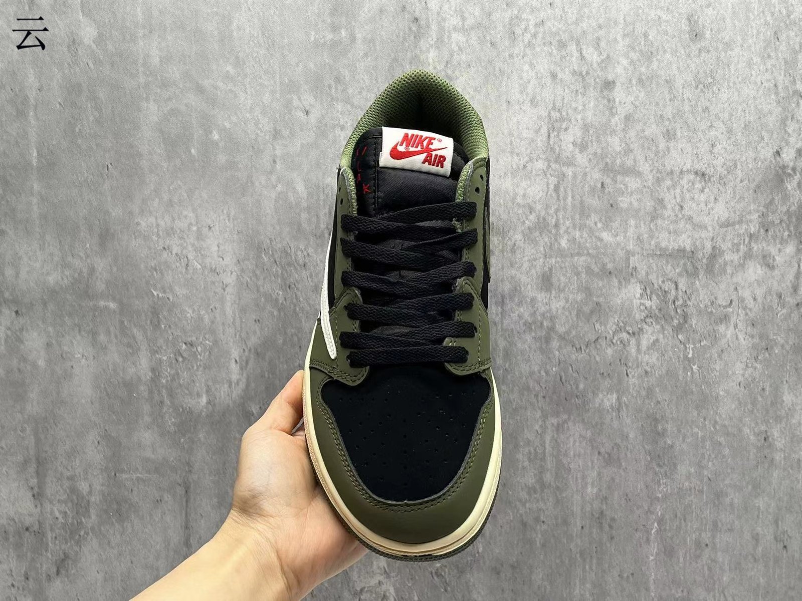 Travis Scott x Air Jordan 1 Low OG 70 DZ4137-106 36-47 - Image 1