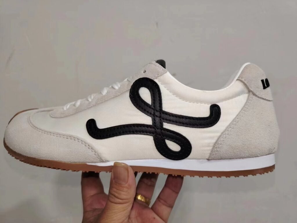 Loewe white black 36-45