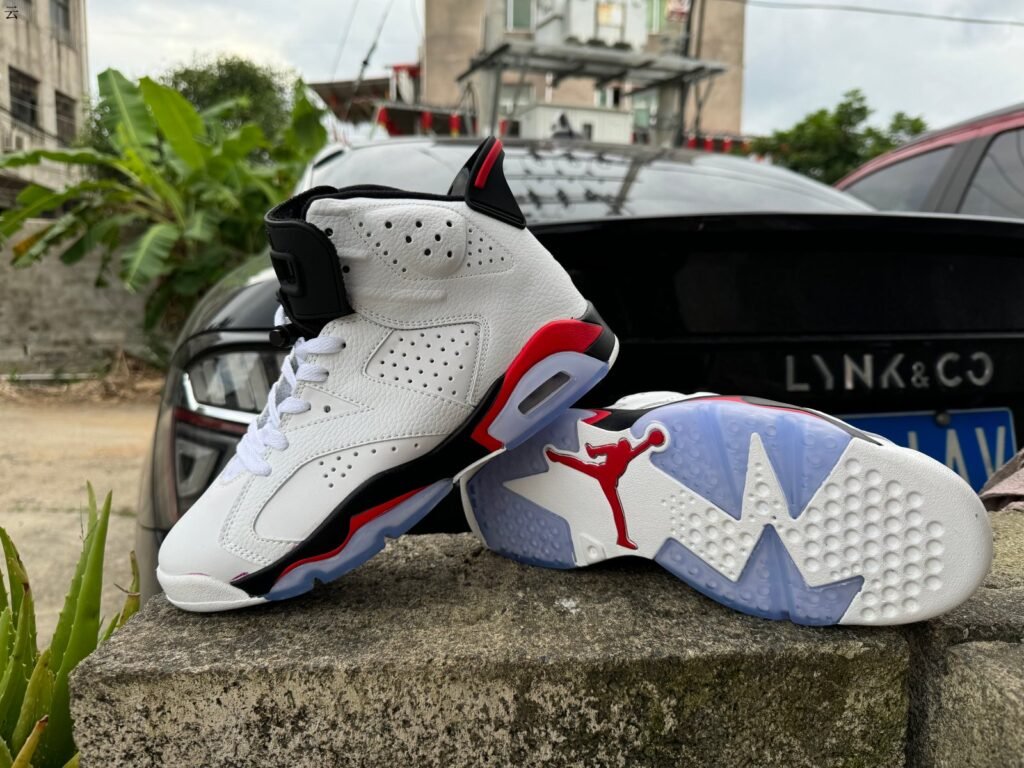 Ordinary Joe 6 white black red 40-47