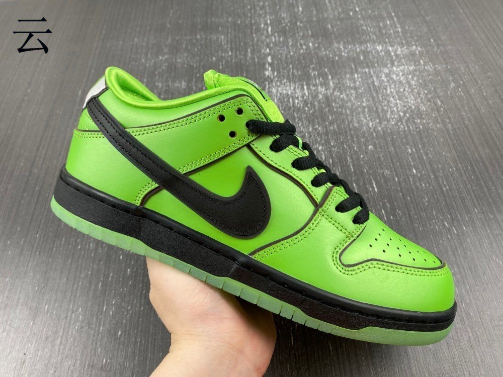 5K1 The Powerpuff Girls x Nike SB Dunk Low 15FZ8319-300 36-48 4