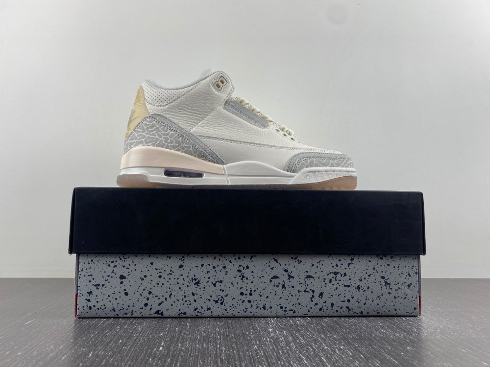 97 version of Jordan 3 Air Jordan 3 Craft Ivory white rubber bottom item number FJ9479-100 first layer leather 97 version 29 number 36-475 shipped 31