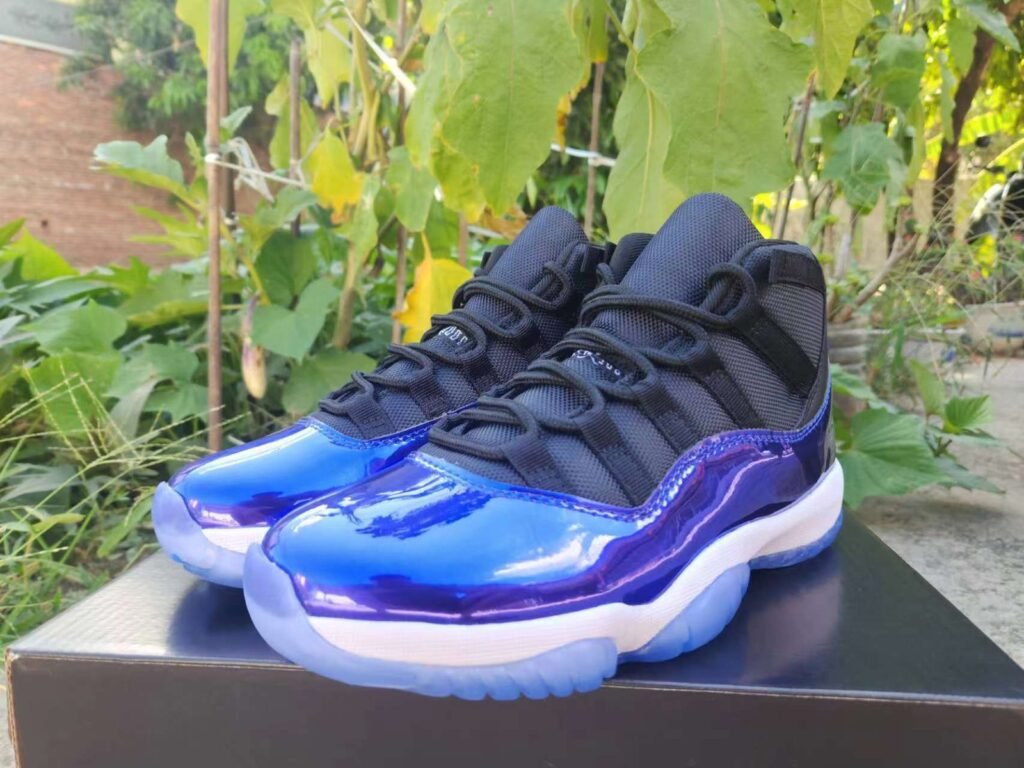 Currency Joe 11 New Purple Black 40-47