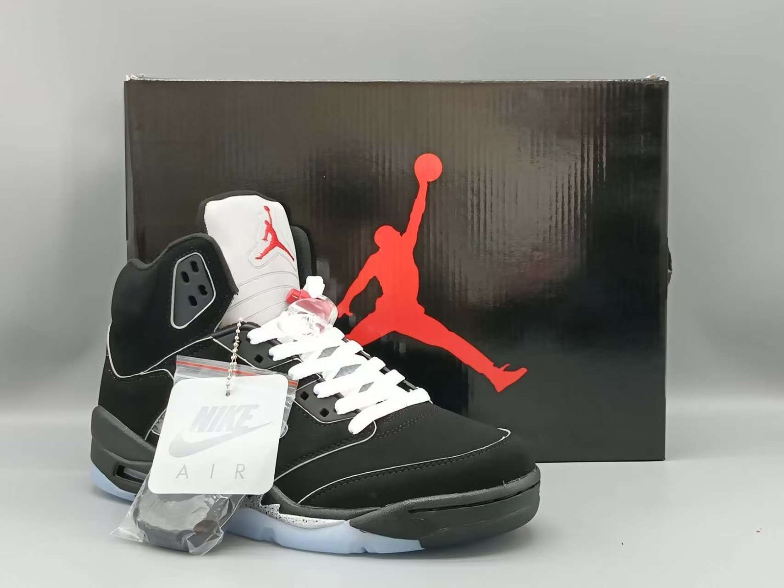 Currency Seven-AJ5 Black Silver - Image 1