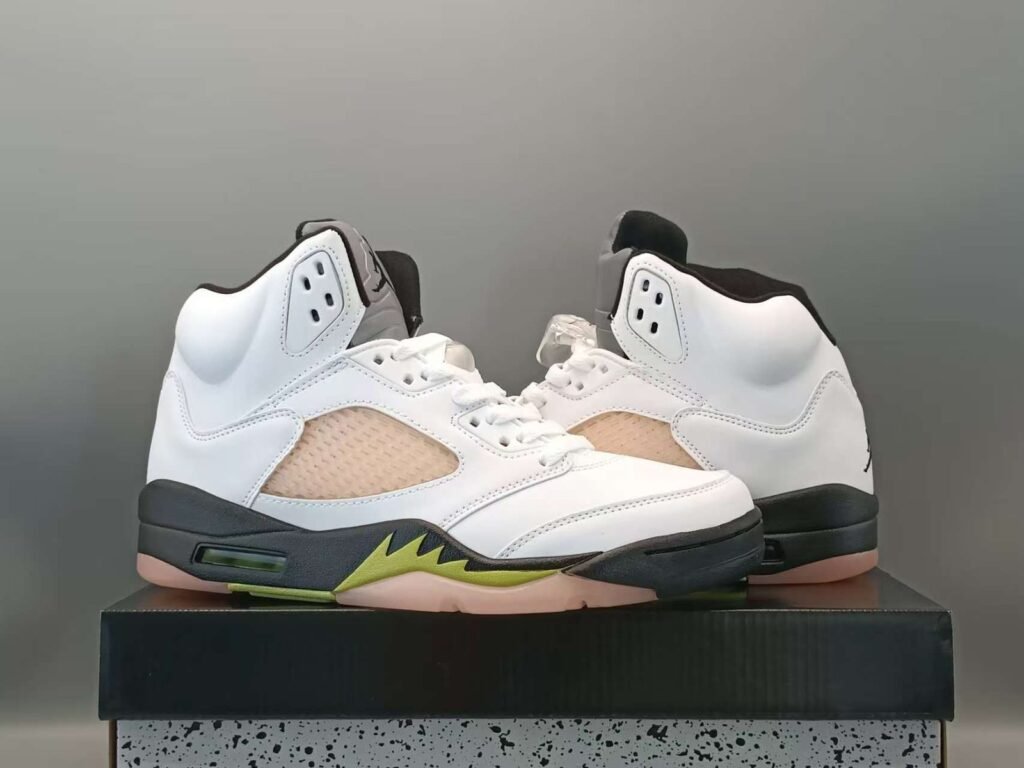 Currency Seven-AJ5 white green powder
