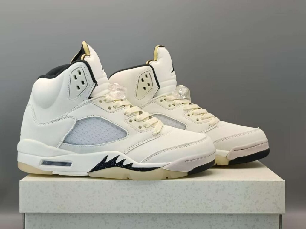 Currency Seven-AJ5 Beige