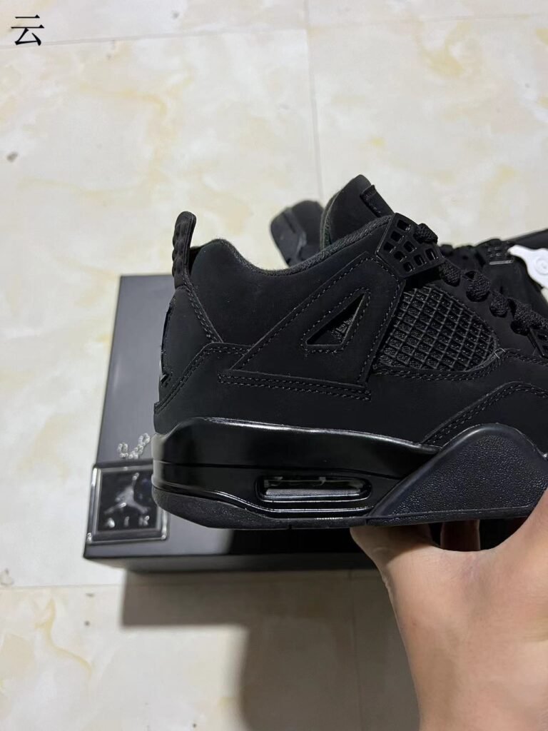 Nike SB x Air Jordan 4 Black CatCU1110-010   36-47