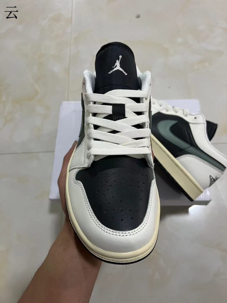 Air Jordan 1 LowDC0774 001   wb35-46