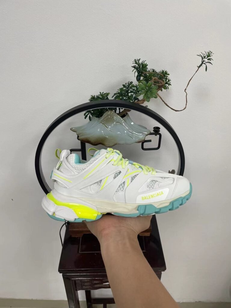 Balenciaga three generations 36-45