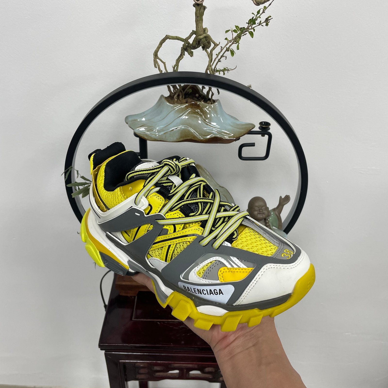Balenciaga third generation yellow - Image 1